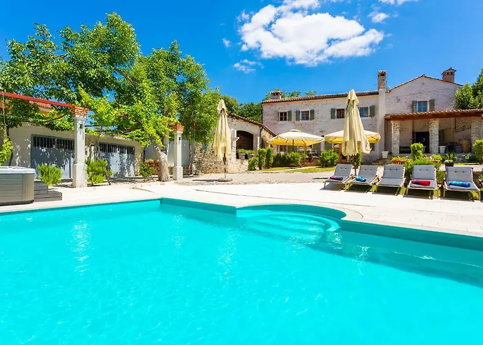 Villa Damiana Petrici