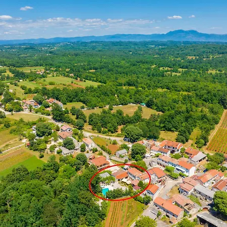 Damiana Villa Petrici